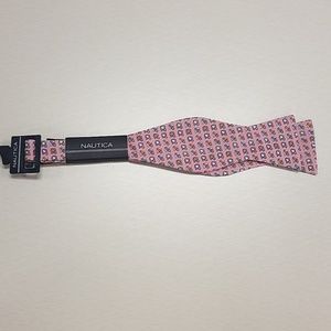 Nautica self tie bow tie pink with jockey hats